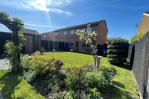 3 bedroom semi-detached house for sale, Bramley Avenue, Melbourn, Royston