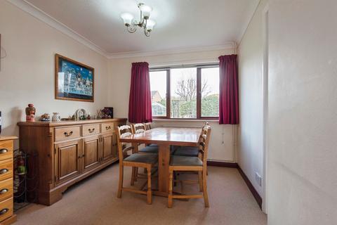 3 bedroom semi-detached house for sale, Bramley Avenue, Melbourn, Royston