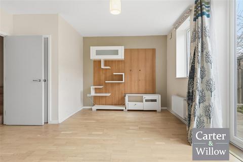 3 bedroom terraced house for sale, Gallipoli Place, Dagenham, Essex