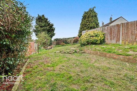 3 bedroom end of terrace house for sale, Langlands Drive, Dartford