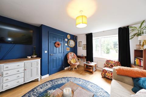 3 bedroom end of terrace house for sale, Poppy Fields Close, Matlock