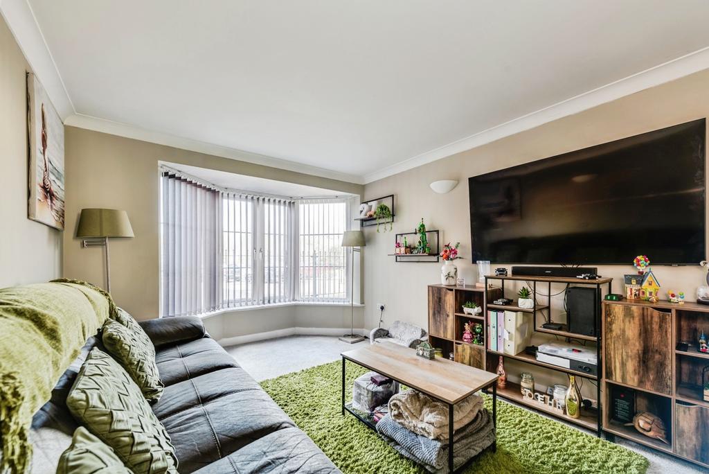 Apartment in Wiltshire, Haydon Wick - View 5
