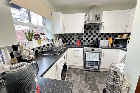 2 bedroom bungalow for sale, Ashwood Close, Forest Hall, Newcastle upon Tyne, Tyne and Wear, NE12 9PZ