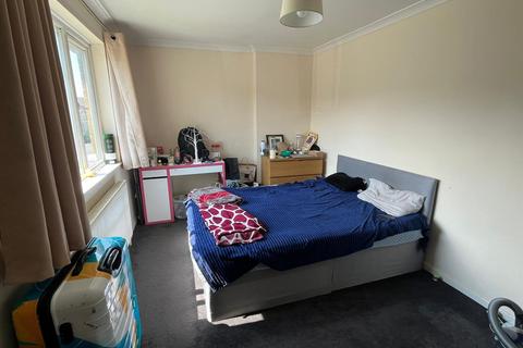 4 bedroom terraced house to rent, Veritys, Hatfield