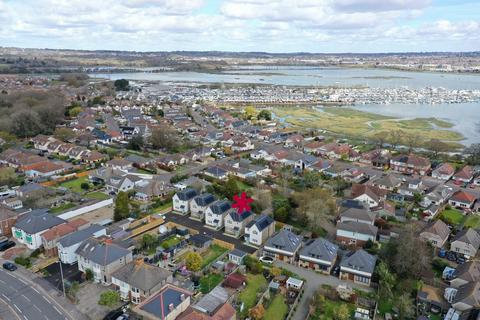 3 bedroom detached house for sale, Blandford Road, Hamworthy, Poole, BH15