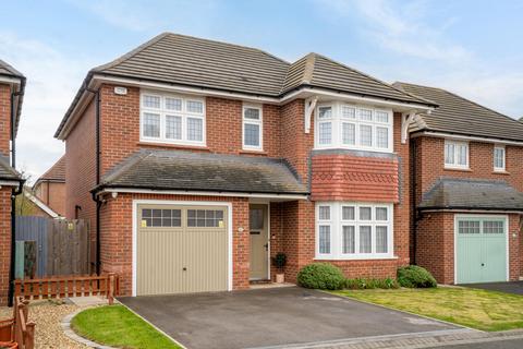 4 bedroom detached house for sale, Farro Drive, York