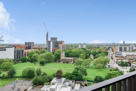 2 bedroom flat to rent, St Pauls Road, Barking, London, IG11