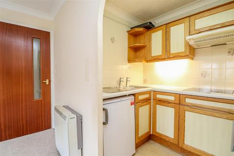 1 bedroom flat for sale, Mill Bay Lane, Horsham