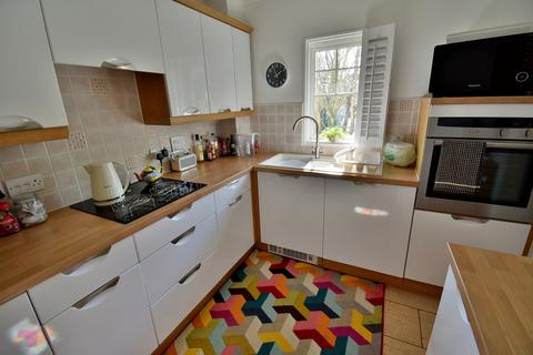 2 bedroom retirement property for sale, Ringwood Road, Ferndown, BH22
