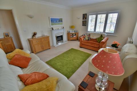 2 bedroom retirement property for sale, Ringwood Road, Ferndown, BH22