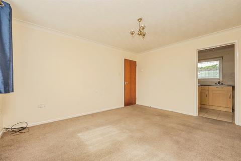 1 bedroom ground floor flat for sale, Preston Road, Preston, Weymouth