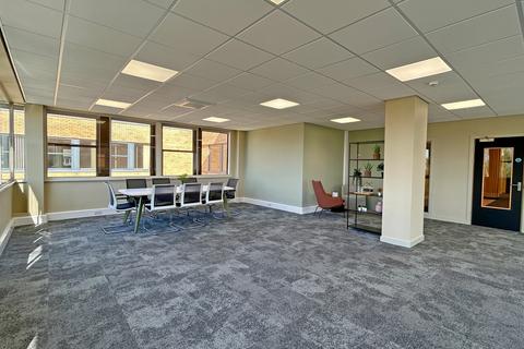 Office to rent, Styal Rd Manchester M22 5WY