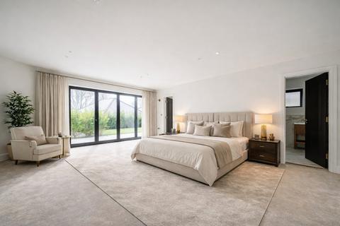 3 bedroom detached house for sale, Lymington Road, Milford on Sea, Lymington, SO41