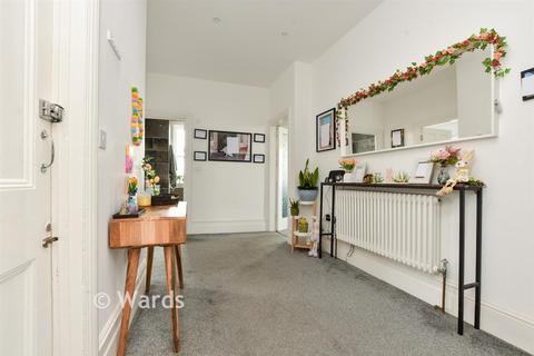 3 bedroom flat for sale, Manor Road, St. Nicholas At Wade, Birchington, Kent
