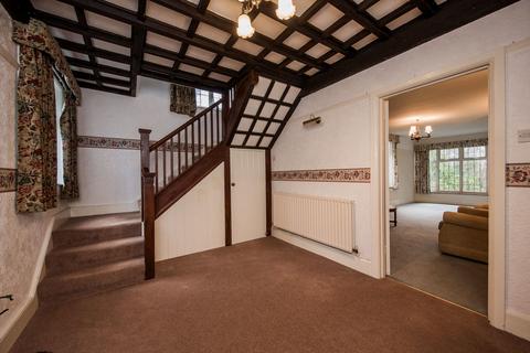 3 bedroom detached house for sale, High Street, Heathfield, TN21 0UP