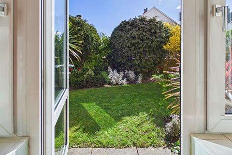 1 bedroom ground floor flat for sale, George Street, Sheringham