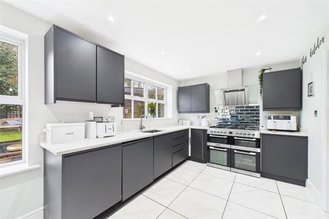 4 bedroom detached house for sale, Neuman Crescent, Bracknell, Berkshire, RG12