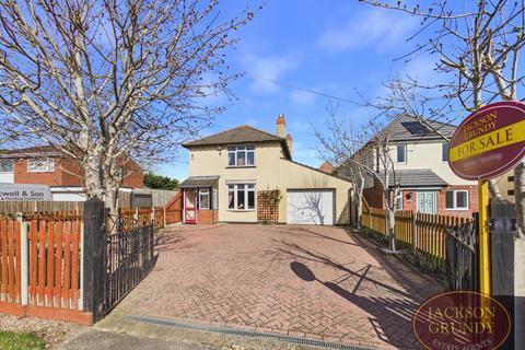 4 bedroom detached house for sale, Station Road, Great Billing, NN3 9DS
