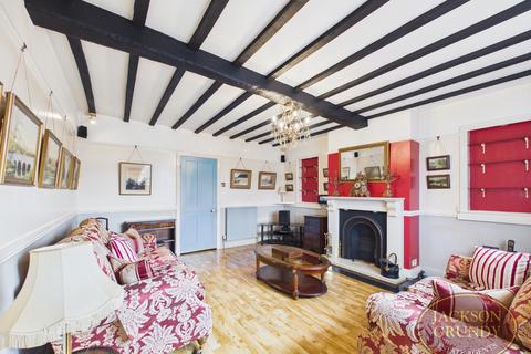 4 bedroom detached house for sale, Station Road, Great Billing, NN3 9DS
