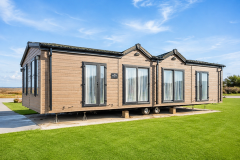 2 bedroom lodge for sale, Rolston Road, Hornsea, East Riding of Yorkshire HU18