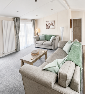 2 bedroom lodge for sale, Rolston Road, Hornsea, East Riding of Yorkshire HU18