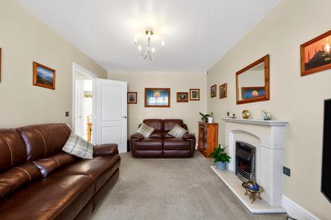 4 bedroom detached house for sale, Farro Drive, York