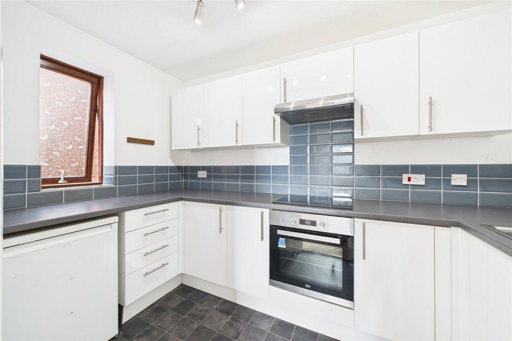 Apartment in Reading - View 2