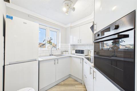 undefined, Yorktown Road, College Town, Sandhurst, Berkshire, GU47