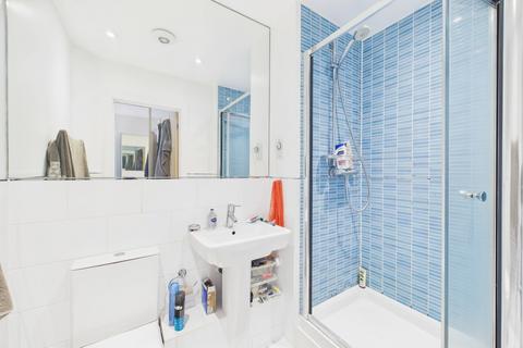2 bedroom flat to rent, Bonham Court, Robinhood Lane, Winnersh, Berkshire, RG41