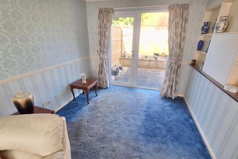 3 bedroom semi-detached house for sale, Roxburgh Road, Nuneaton, CV11 4RR