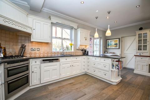4 bedroom detached house for sale, Broad Oak Park, Monton, M30