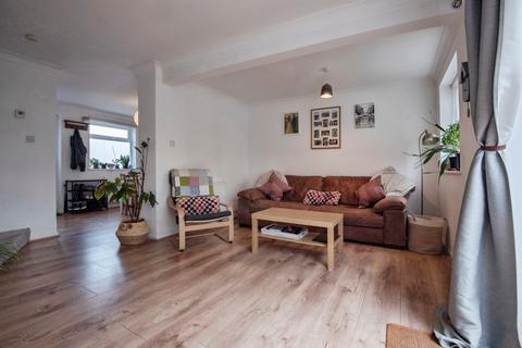 3 bedroom semi-detached house for sale, Burns Road, Royston