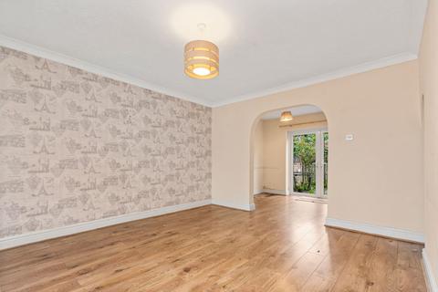 2 bedroom terraced house to rent, Patterdale Avenue, Warrington, WA2