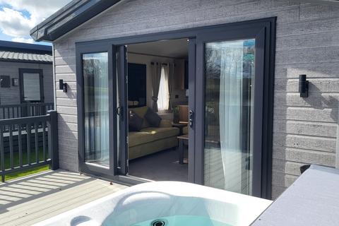 2 bedroom holiday lodge for sale, Messingham Lakes, Butterwick Road, Messingham DN17