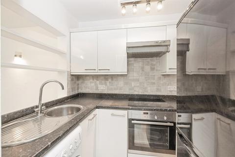 1 bedroom apartment for sale, Upton Lodge Close, Bushey