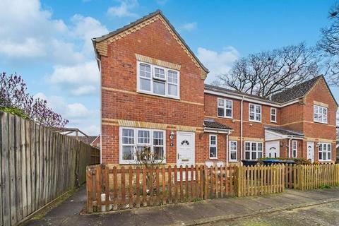 2 bedroom end of terrace house for sale, Howes Avenue, Thurston