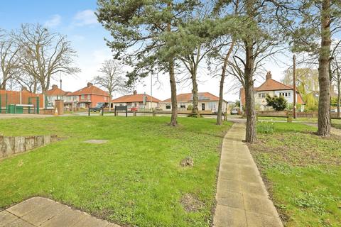 3 bedroom end of terrace house for sale, Le Safferne Gardens, Norwich
