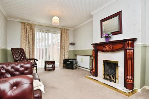2 bedroom detached bungalow for sale, Acklam Road, Hedon HU12