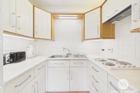 2 bedroom flat for sale, Bowland Court, Clitheroe, BB7