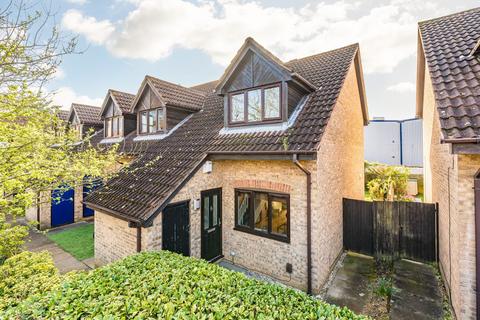 2 bedroom terraced house for sale, Varsity Drive, Twickenham TW1