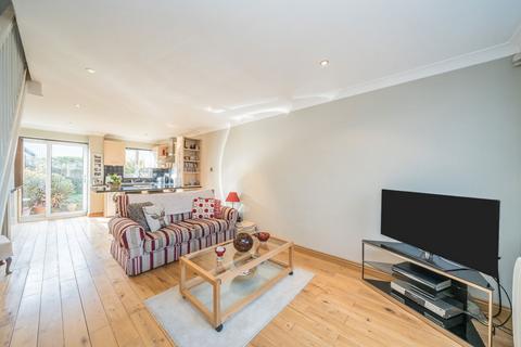 2 bedroom terraced house for sale, Varsity Drive, Twickenham TW1
