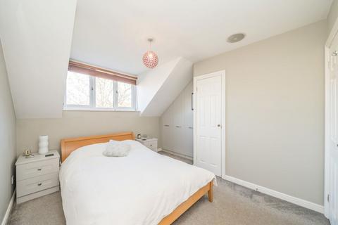 2 bedroom terraced house for sale, Varsity Drive, Twickenham TW1