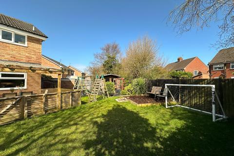 3 bedroom semi-detached house for sale, Marlston Avenue, Wirral, CH61