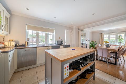 4 bedroom house for sale, Charters Road, Ascot, SL5