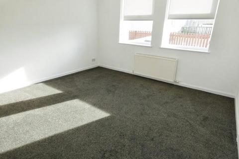 2 bedroom ground floor flat to rent, Cronberry KA18