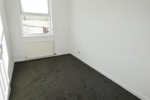 2 bedroom ground floor flat to rent, Cronberry KA18
