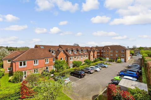 1 bedroom ground floor flat for sale, London Road, Redhill, Surrey