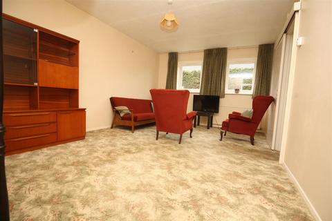 2 bedroom apartment for sale, Mikern Close, Bletchley