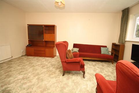 2 bedroom apartment for sale, Mikern Close, Bletchley
