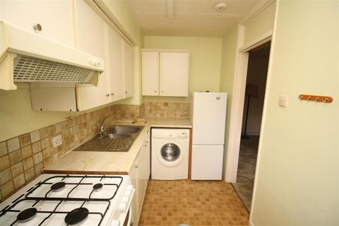 2 bedroom apartment for sale, Mikern Close, Bletchley